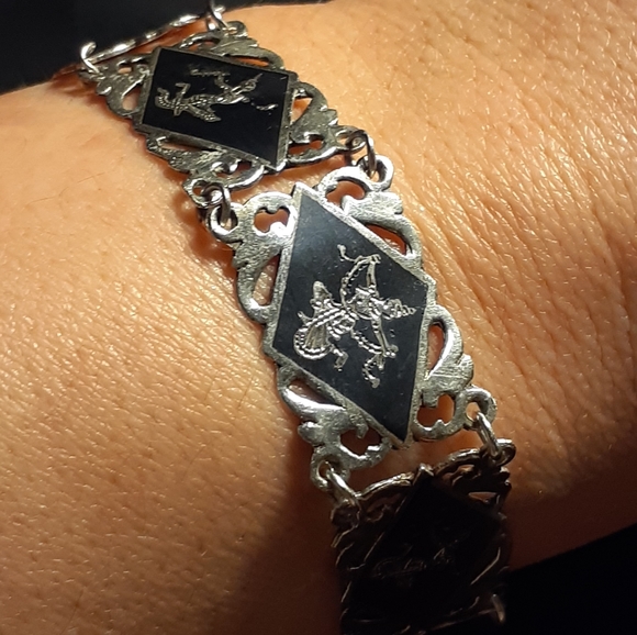 Antique Silver Siamese Dancer Link Bracelet - Picture 8 of 15